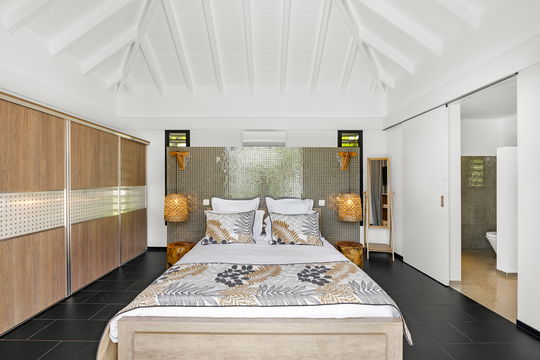 VILLA CRUSH BEDROOM3 1