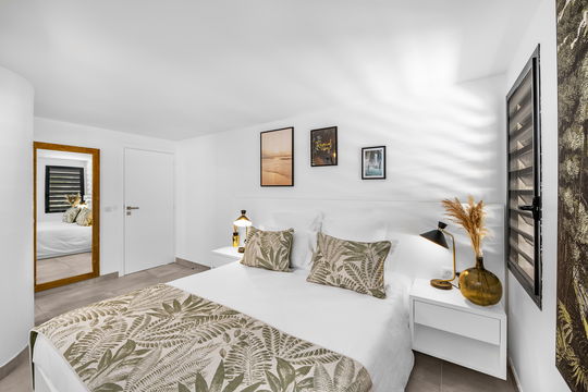 VILLA CRUSH BEDROOM4 6