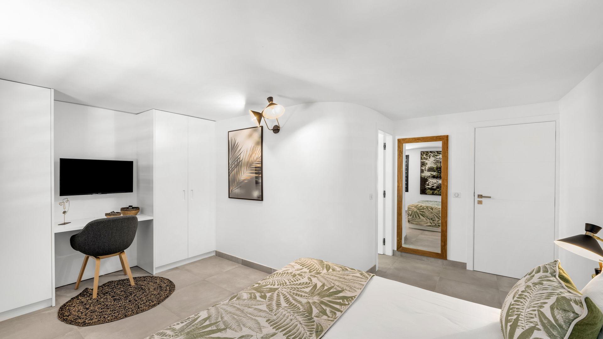 BEDROOM 4