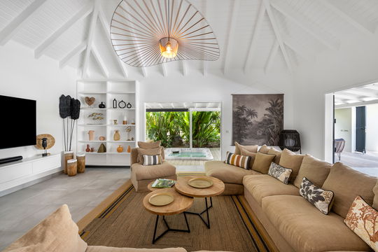 VILLA CRUSH LIVING AREA 10