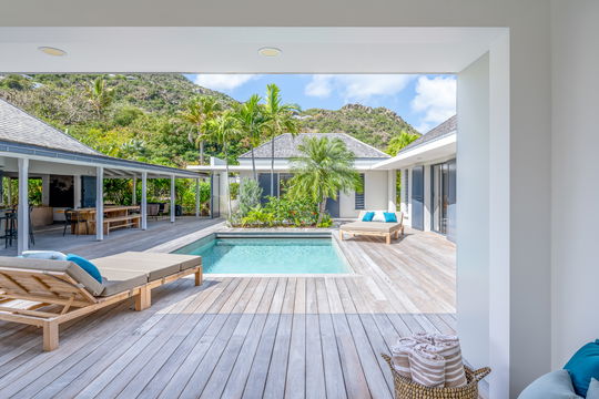 VILLA CRUSH OUTDOOR LOUNGE AREA 7