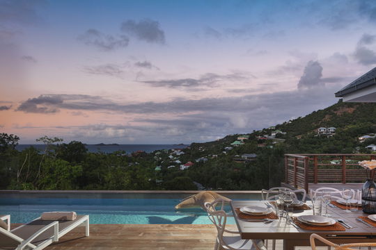 VILLA MMK BY NIGHT 1