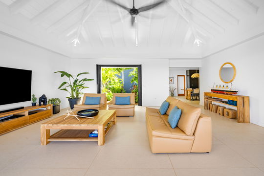 VILLA MAO LIVING AREA 4