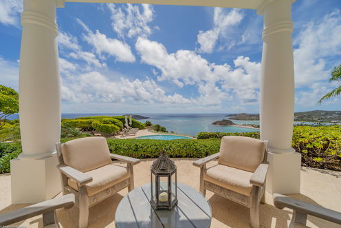 VILLA AMIS DU VENT OUTDOOR LOUNGE AREA 1