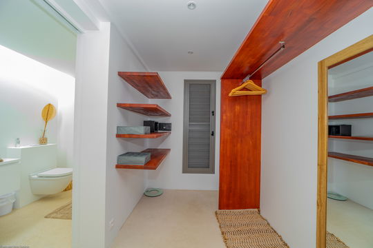 VILLA ETJ BEDROOM1 10