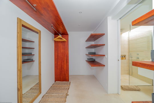 VILLA ETJ BEDROOM1 11