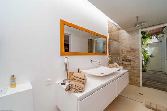 VILLA ETJ BEDROOM2 8
