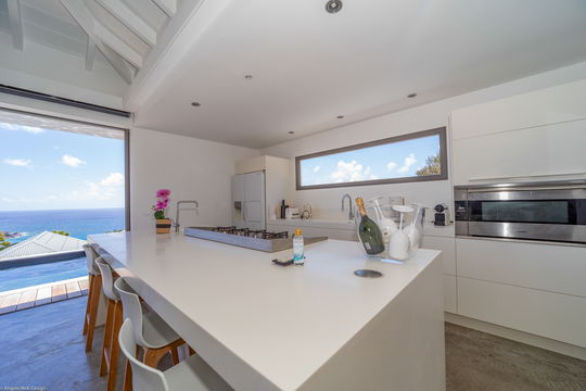 VILLA ETJ KITCHEN & DINING AREA 6