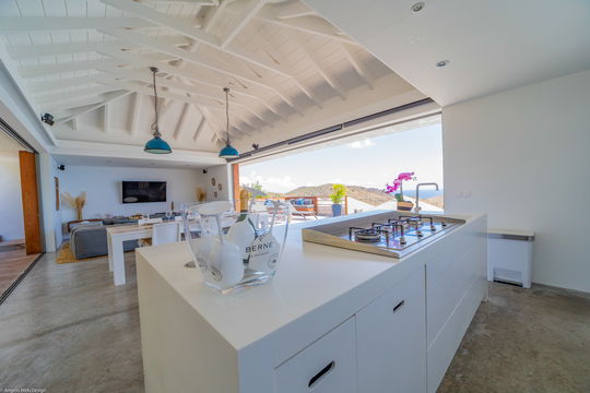 VILLA ETJ KITCHEN & DINING AREA 7
