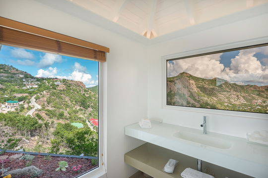 VILLA OTT BEDROOM1 11