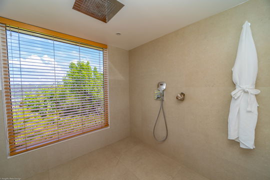 VILLA OTT BEDROOM1 15