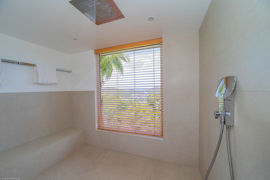 VILLA OTT BEDROOM1 17