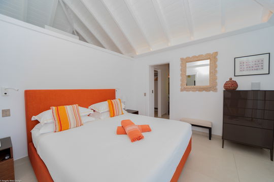 VILLA OTT BEDROOM2 3