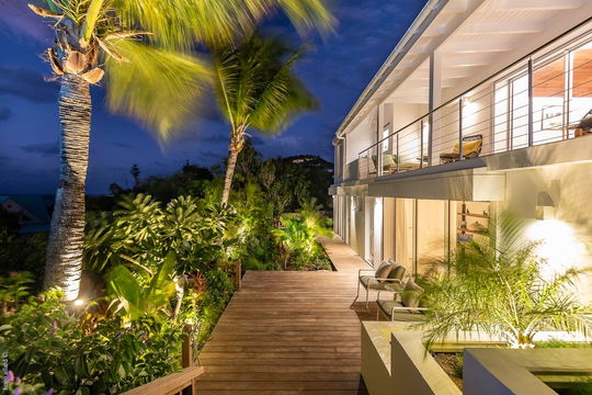 VILLA OTT BY NIGHT 6