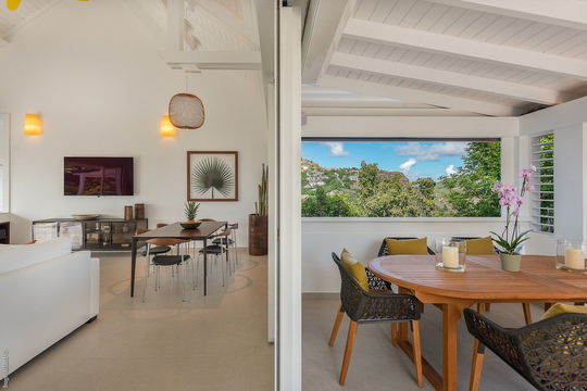 VILLA OTT KITCHEN & DINING AREA 1