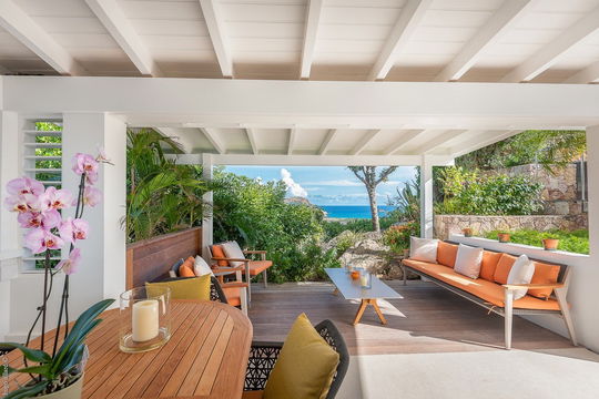 VILLA OTT KITCHEN & DINING AREA 2
