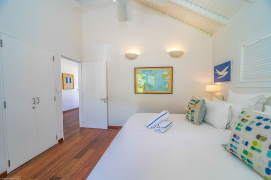 VILLA FAY BEDROOM1 4