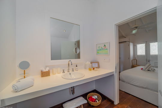 VILLA FAY BEDROOM2 5