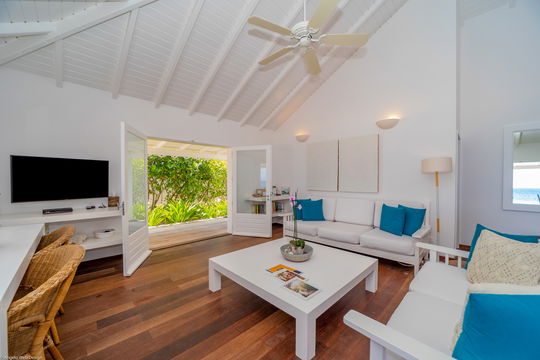 VILLA FAY LIVING AREA 2