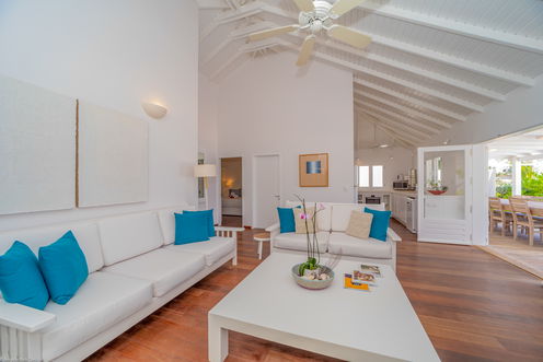 VILLA FAY LIVING AREA 3