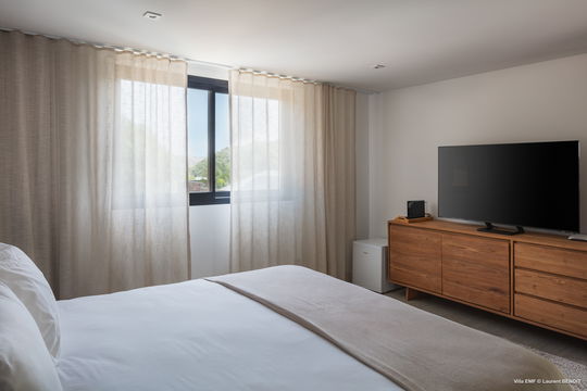VILLA EMF BEDROOM3 1