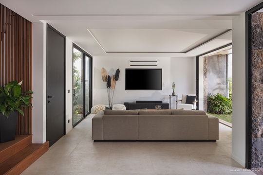 VILLA EMF LIVING AREA 1