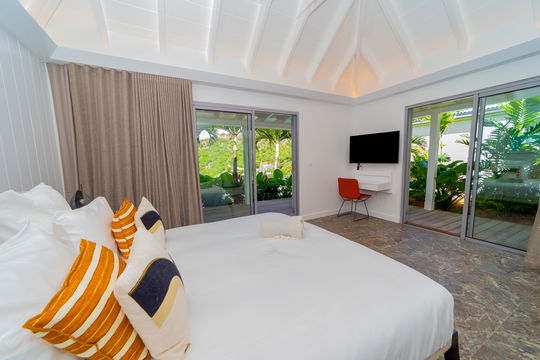 VILLA EMOTION BEDROOM2 2