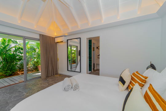 VILLA EMOTION BEDROOM2 7