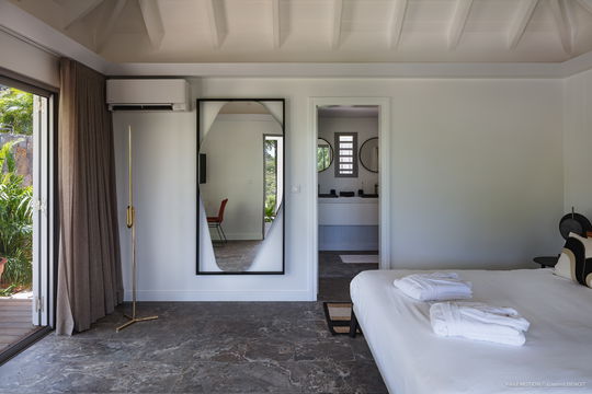 VILLA EMOTION BEDROOM2 8