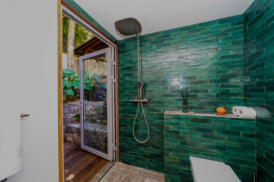 VILLA EMOTION BEDROOM3 7