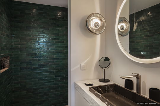 VILLA EMOTION BEDROOM4 3
