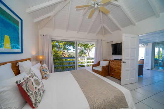 VILLA MAG BEDROOM1 3