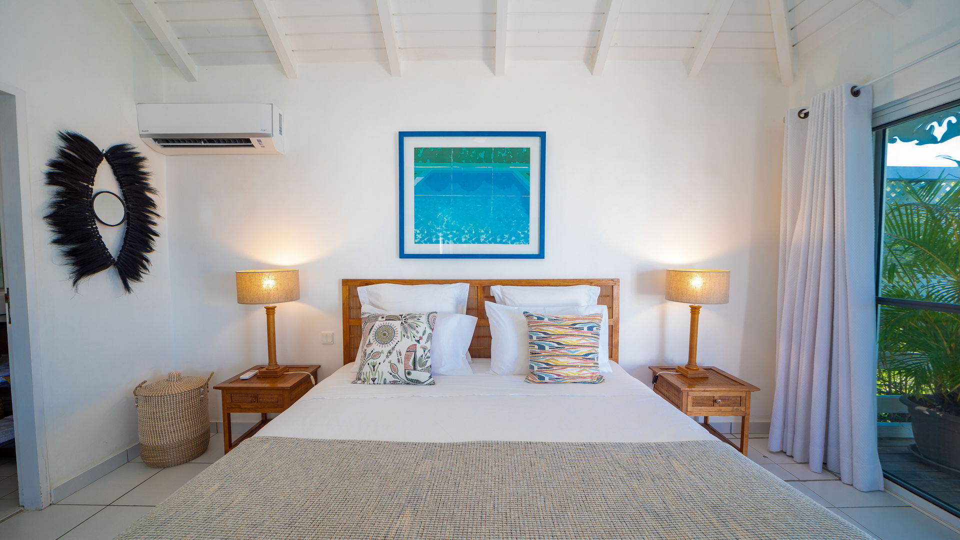 BEDROOM 1