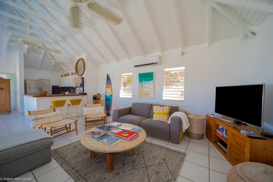 VILLA MAG LIVING AREA 4
