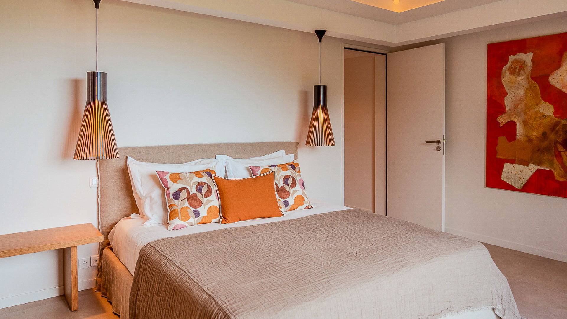 BEDROOM 1