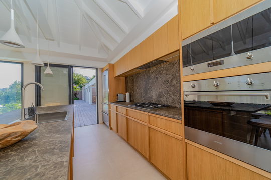 VILLA LOLLIPOP KITCHEN & DINING AREA 15