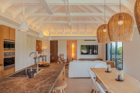 VILLA LOLLIPOP KITCHEN & DINING AREA 2