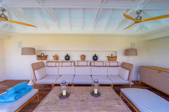 VILLA LOLLIPOP OUTDOOR LOUNGE AREA 2