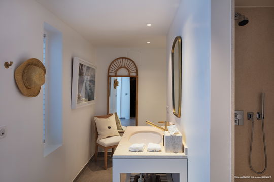 VILLA JASMINE BEDROOM4 5