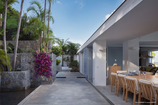 VILLA JASMINE KITCHEN & DINING AREA 2