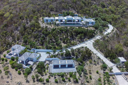 VILLA JASMINE OUTDOORS 3