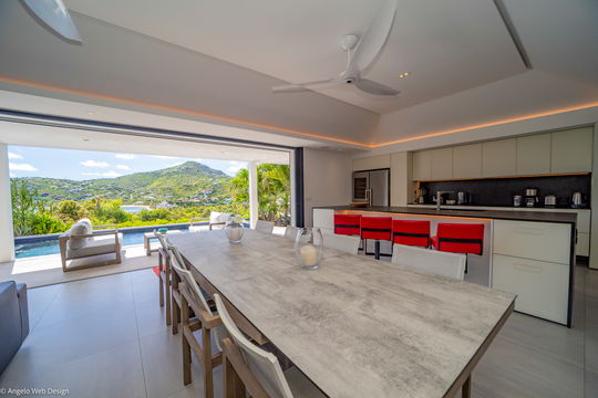 VILLA DADAYE KITCHEN & DINING AREA 5