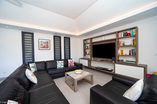 VILLA DADAYE LIVING AREA 2