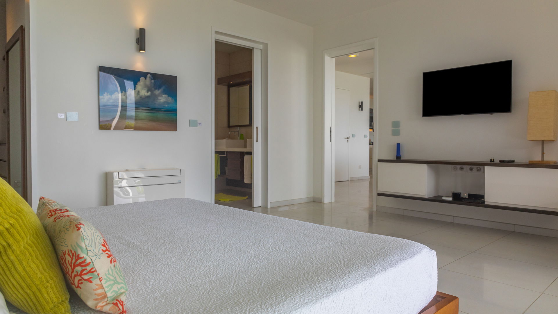BEDROOM 1