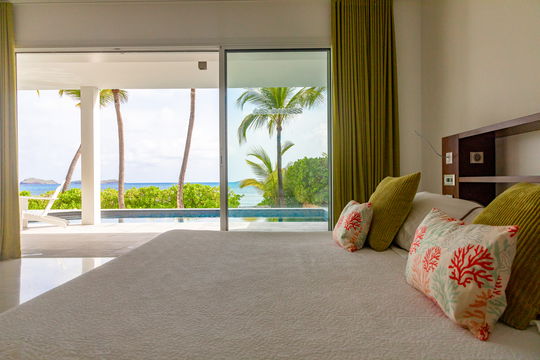 VILLA LES BASSES BEDROOM1 5