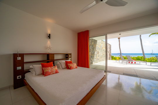 VILLA LES BASSES BEDROOM2 1