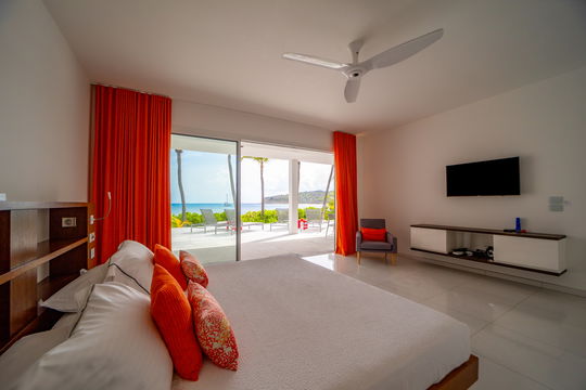 VILLA LES BASSES BEDROOM2 5