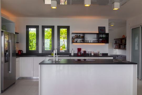 VILLA LES BASSES KITCHEN & DINING AREA 1
