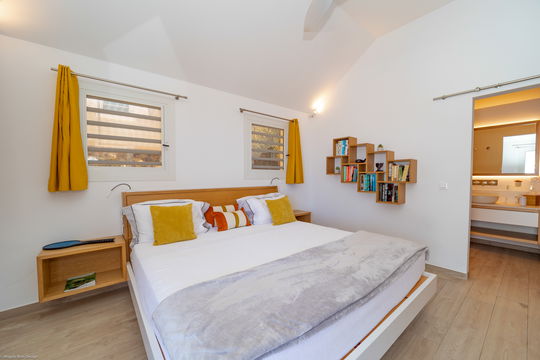 VILLA LA BALEINE BEDROOM1 2