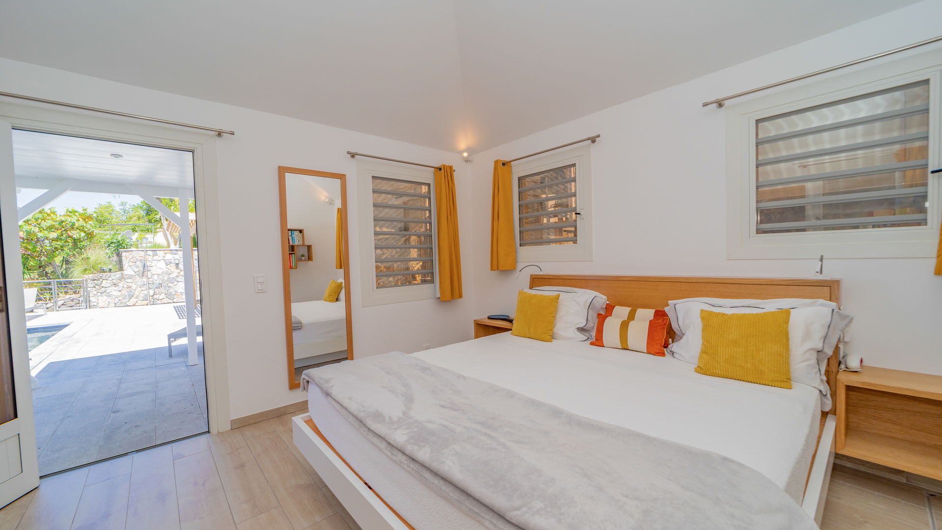 BEDROOM 1